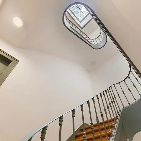 Colosseum Building - Betha Лиссабон