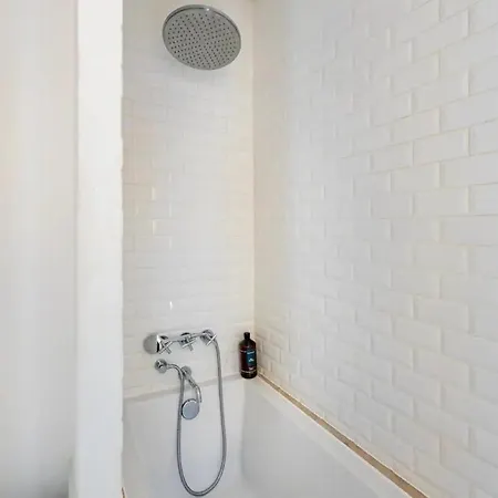 Colosseum Building - Betha * Lisbona